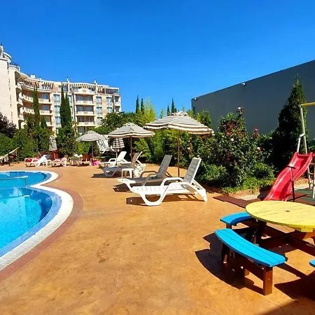 Afrodita 1 - Menada Apartment *